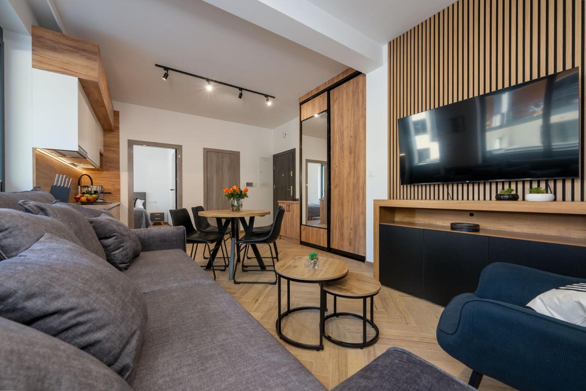 Apartment Rozewska 30 *